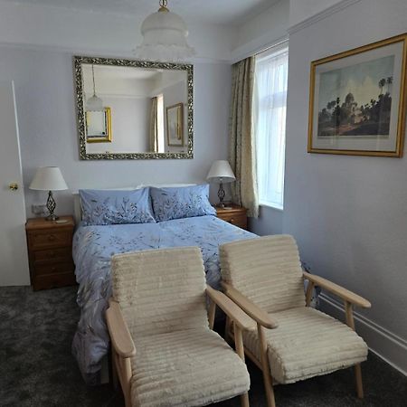 Shoreline Accommodation 伯恩茅斯 外观 照片
